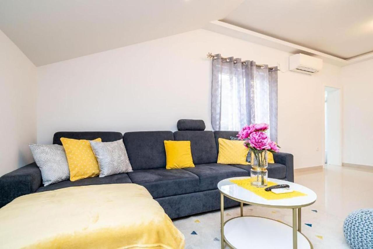 Apartment Matej Mokošica المظهر الخارجي الصورة