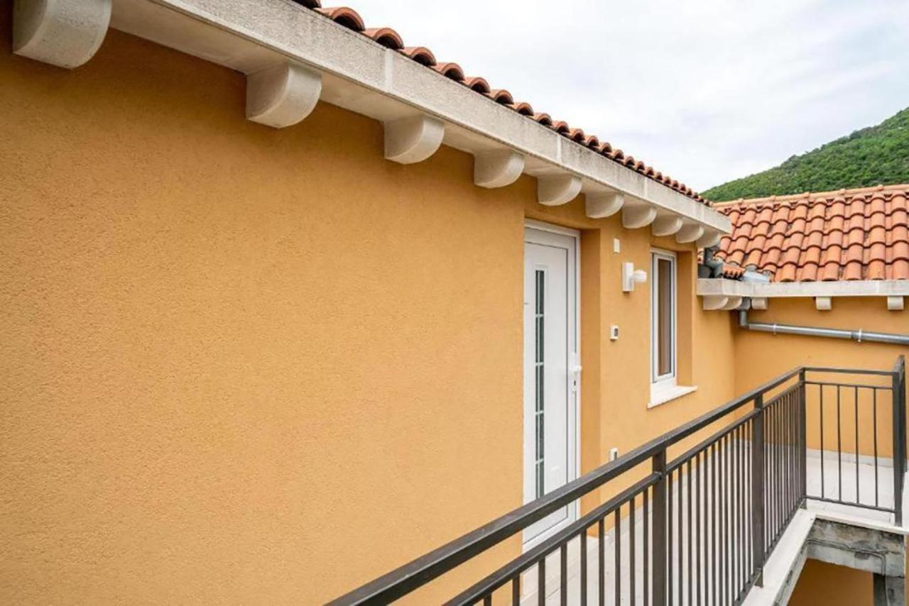 Apartment Matej Mokošica المظهر الخارجي الصورة